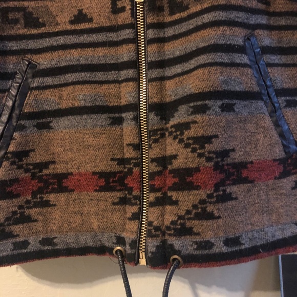 Aztec Pattern Coat - Picture 2 of 4